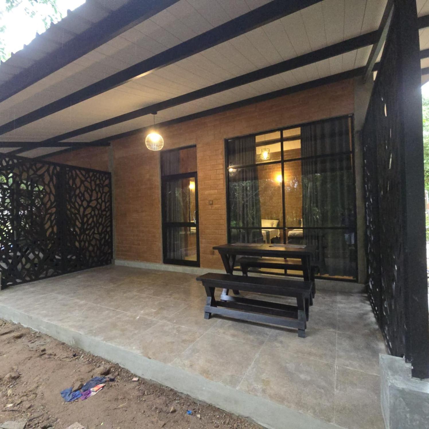 Life Of Leisure Wilpattu Villa Pahala Maragahawewa Kültér fotó